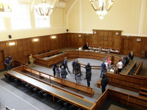Soud již poslal do vazby čtyři obviněné, včetně Březinové