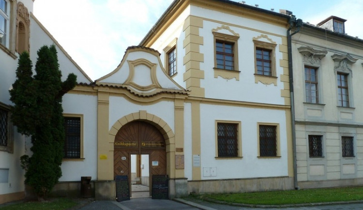 Univerzita Palackého zahájila rekonstrukce historických domů