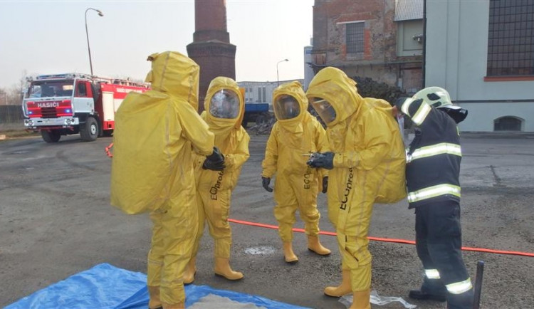 V pivovaru v Litovli unikl čpavek, naštěstí jen cvičně.