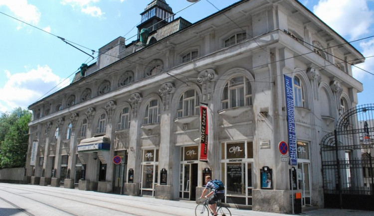 Muzeum umění v Olomouci otevře výstavu Beatlemánie na Hané