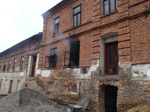 Požár na Přerovsku způsobil benzin, pět lidí bylo zraněno