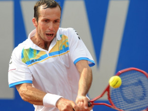 Kvarteto českých tenistů postoupilo v Prostějově do čtvrtfinále