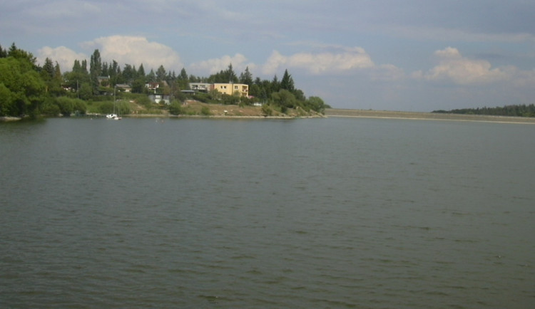 Přírodní koupaliště v Olomouckém kraji jsou před sezonou čistá