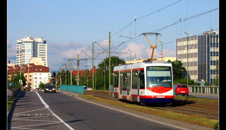 ČSSD chce roční předplatné na MHD, Alena Šromová se bude ucházet za KDU-ČSL o senátorský post