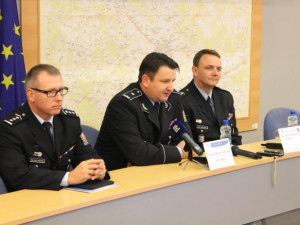 brig. gen. Mgr. Bc. Tomáš Tuhý a  plk. Ing. Libor Krejčiřík, zdroj: ČTK