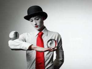 Surround of Unity po šesté: festival plný hudby a nového cirkusu opět v Olomouci