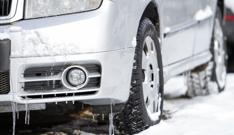 V Olomouckém kraji napadlo až 15 cm sněhu, silnice jsou sjízdné