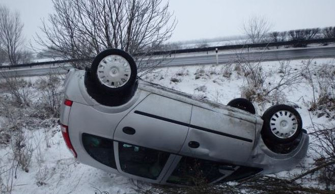 Kvůli sněhu se stalo v kraji několik dopravních nehod