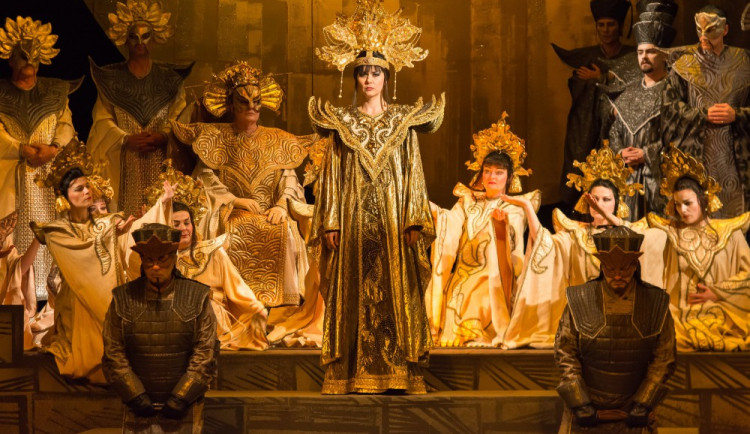 Pucciniho opera Turandot se v červnu představí pod širým nebem