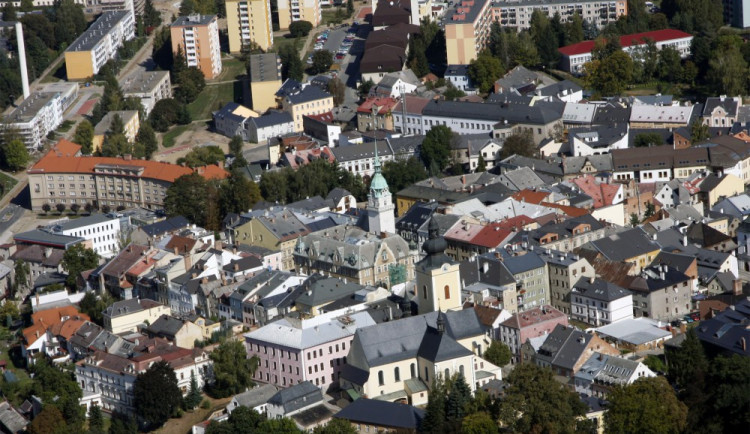 V šumperské ubytovně byla nahlášena bomba, policie evakuovala přes třicet lidí
