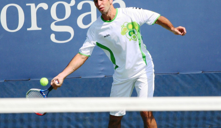 Radek Štěpánek vypadl v Prostějově hned v prvním kole, proti byl Francouz Mathieu