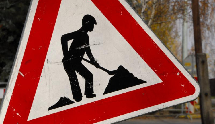 Od pondělí se uzavře hlavní tah z Olomouce na Šternberk