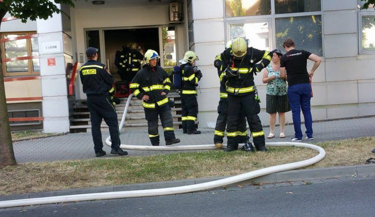 Na studentských kolejích v Neředíně dnes odpoledne hořelo