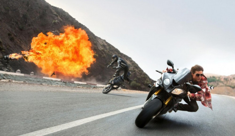 Recenze: Mission Impossible – Národ grázlů, aneb Ethan Hunt je pořád děsnej bourák
