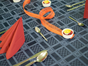 Slavnostně nazdobený stůl