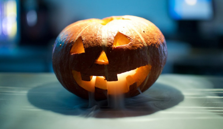 Tip na páteční večer: Halloween party v Buddy's s drinky jako Walking dead nebo Pach krve