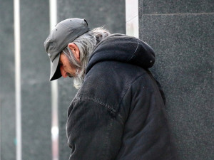 Jaké to je, být olomouckým bezdomovcem? Vyzkoušet si to můžete už dnes