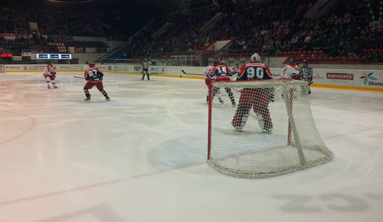 Report a ohlasy: Mora ani napotřetí v sezóně Hradec neporazila