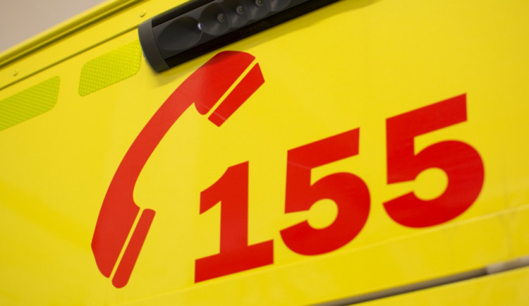 U napojení na obchvat se stala vážná dopravní nehoda, osobní auto se srazilo s dodávkou