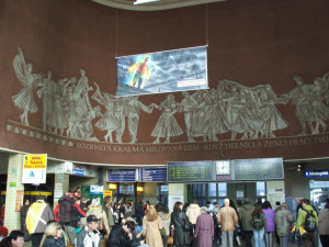 Na chvilkovou nepozornost doplatil cestující na olomouckém nádraží, přišel o batoh s notebookem