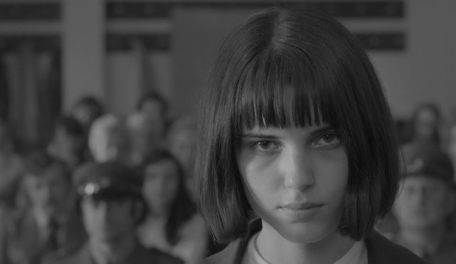 RECENZE: Jaký je filmový příběh poslední popravené ženy v Československu, Olgy Hepnarové?