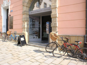 UPoint funguje už rok, narozeniny oslaví slevami a kávou zdarma