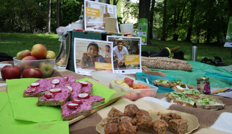 V sobotu se v Bezručových sadech usktuteční Férová snídaně