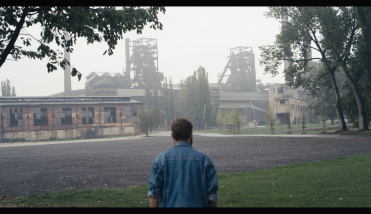 VIDEO: Olomoučtí kreativci natočili klip pro britské Foals