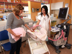 Nemocnice má nové vybavení pro novorozence, může se srovnávat se špičkovými evropskými centry