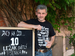 Existuje přes 100 pivních stylů, v Česku zatím známe pouze tři, říká Jiří Omelka z pivovaru Chomout