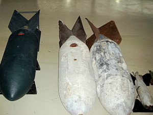 Policisté řešili nález letecké pumy, museli vyklidit část Slavonína