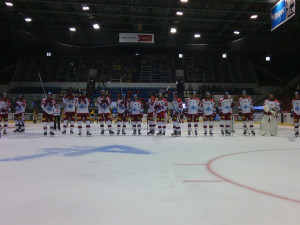 Komentář: Kohouti se musí zlepšit, zato fanoušci si zaslouží potlesk