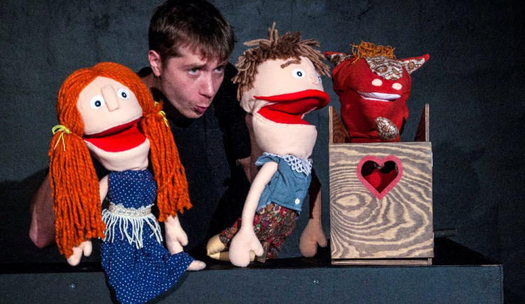 Divadlo Tramtarie uvede v sobotu premiéru pohádky Princ Bajaja