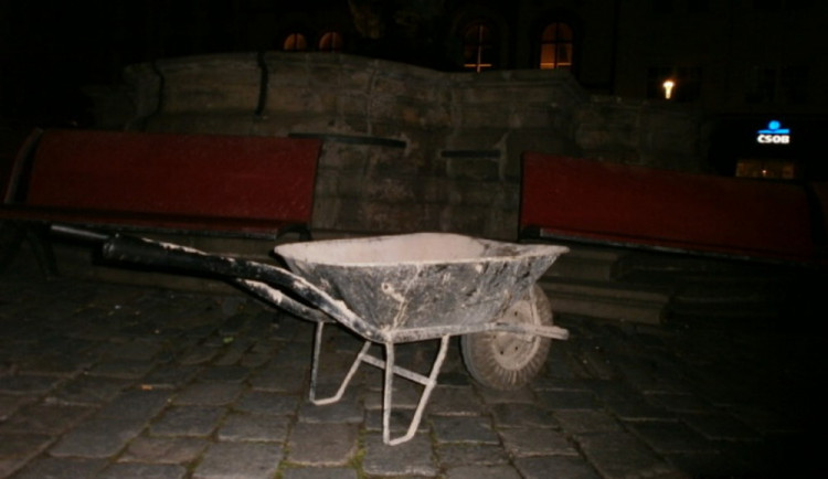 Nechybí někomu stavební kolečka? Jedny jsem viděla na Horním náměstí