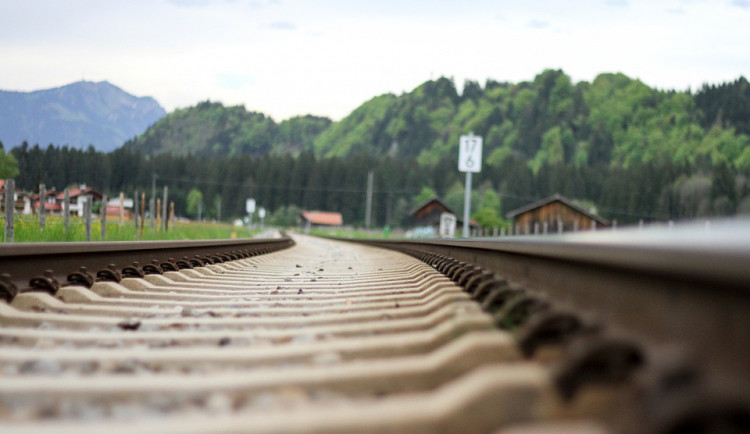 V pondělí se po půl roce otevírá opravená vlaková trať Zábřeh – Hanušovice. Výluka do Jeseníku však trvá