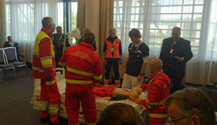 Český tým soutěžil v umění resuscitace až na Islandu, Olomoucký kraj skvěle reprezentovala záchranářka Ivana Rokosová