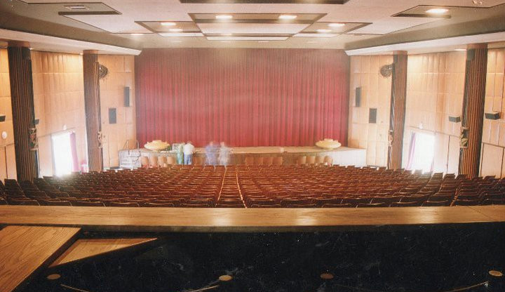 Kino Metropol baví Olomouc už přes osmdesát let. Podívejte se, jak se za tu dobu změnilo