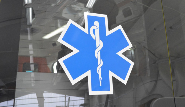 U olomouckého Baumaxu zkolaboval bezdomovec, záchranáři se ho pokoušeli resuscituovat. Neuspěšně