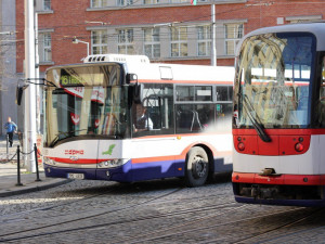Do konce listopadu nepojede tramvaj č. 4. Tramvajový úsek Hlavní nádraží – Pavlovičky projde rekonstrukcí