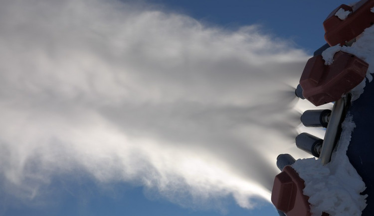 V některých jesenických lyžařských areálech už se začalo zasněžovat