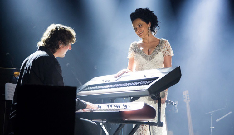 Bílé Vánoce Lucie Bílé vás naladí na vánoční atmosféru