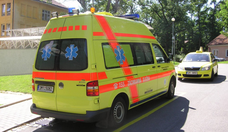 Tragická dopravní nehoda v Topolanech u Olomouce si vyžádala lidský život