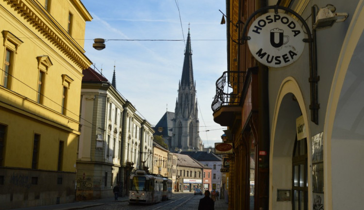 Podle výzkumu se nejlépe žije lidem v Praze, Olomoucký kraj je na dvanáctém místě ze čtrnácti
