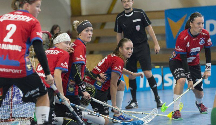 Olomoucké florbalistky se dál trápí, s Panthers Praha prohrály i přes hattrick kapitánky 5:3