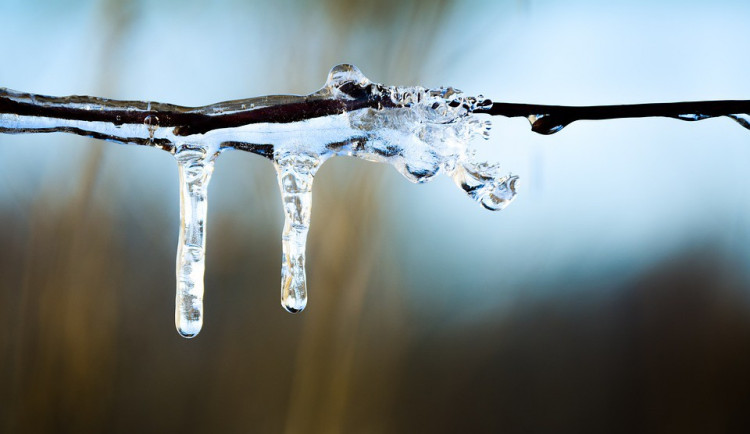 Začátek nového roku bude mrazivý, bude sněžit i v nižších polohách