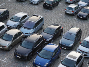 Nový informační systém by měl zjednodušit dopravu a parkování v centru Přerova
