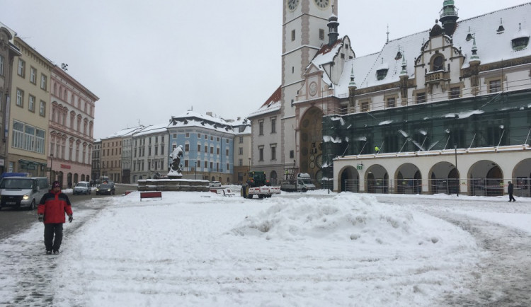 Oteplí se a sníh začne tát. V Olomouckém kraji platí zvýšené riziko vzniku ledovky