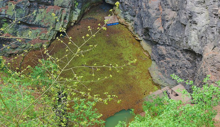 Hranická propast