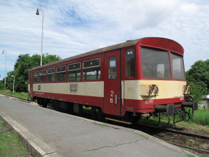 Osobní vlak srazil na přejezdu v Olomouci člověka. Nelze vyloučit, že šlo o sebevraha
