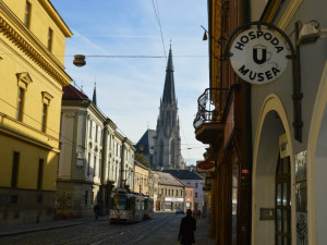 Oprava ulice 1. máje v centru Olomouce začne v dubnu. Tady jsou změny v hromadné dopravě